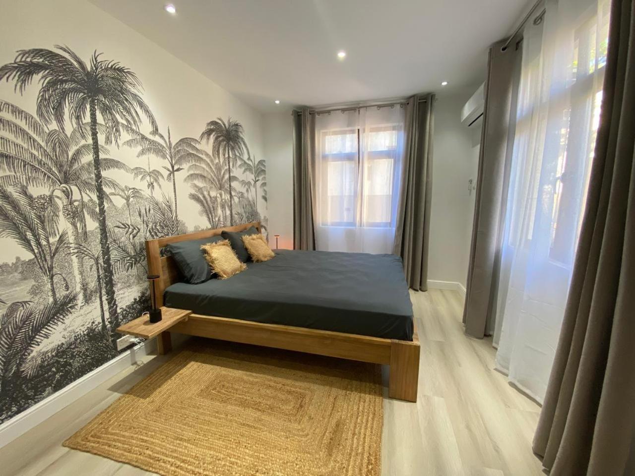 Luxury Retreat At Aqua Breeze Apartment, Flic En Flac Bagian luar foto