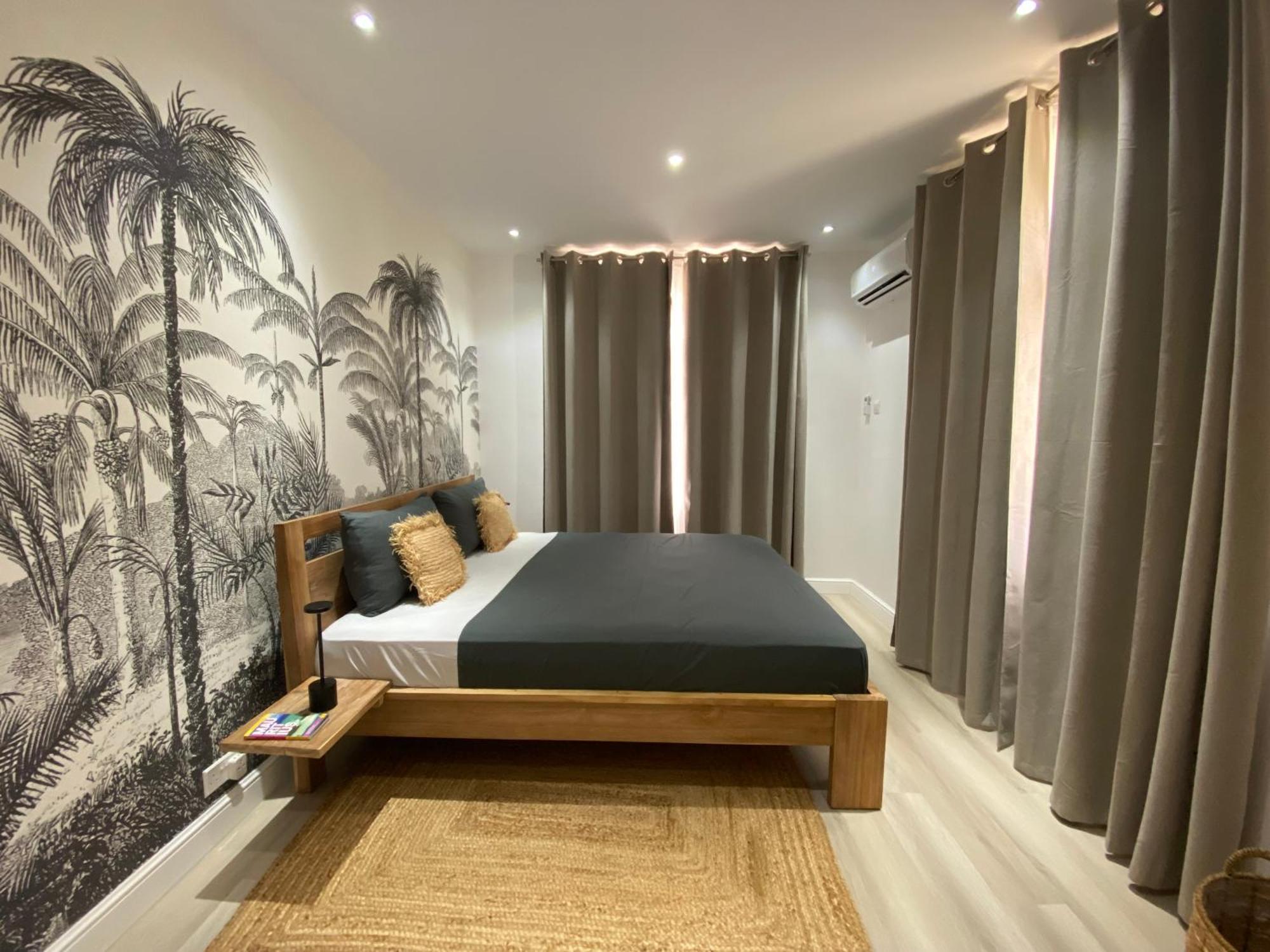Luxury Retreat At Aqua Breeze Apartment, Flic En Flac Bagian luar foto